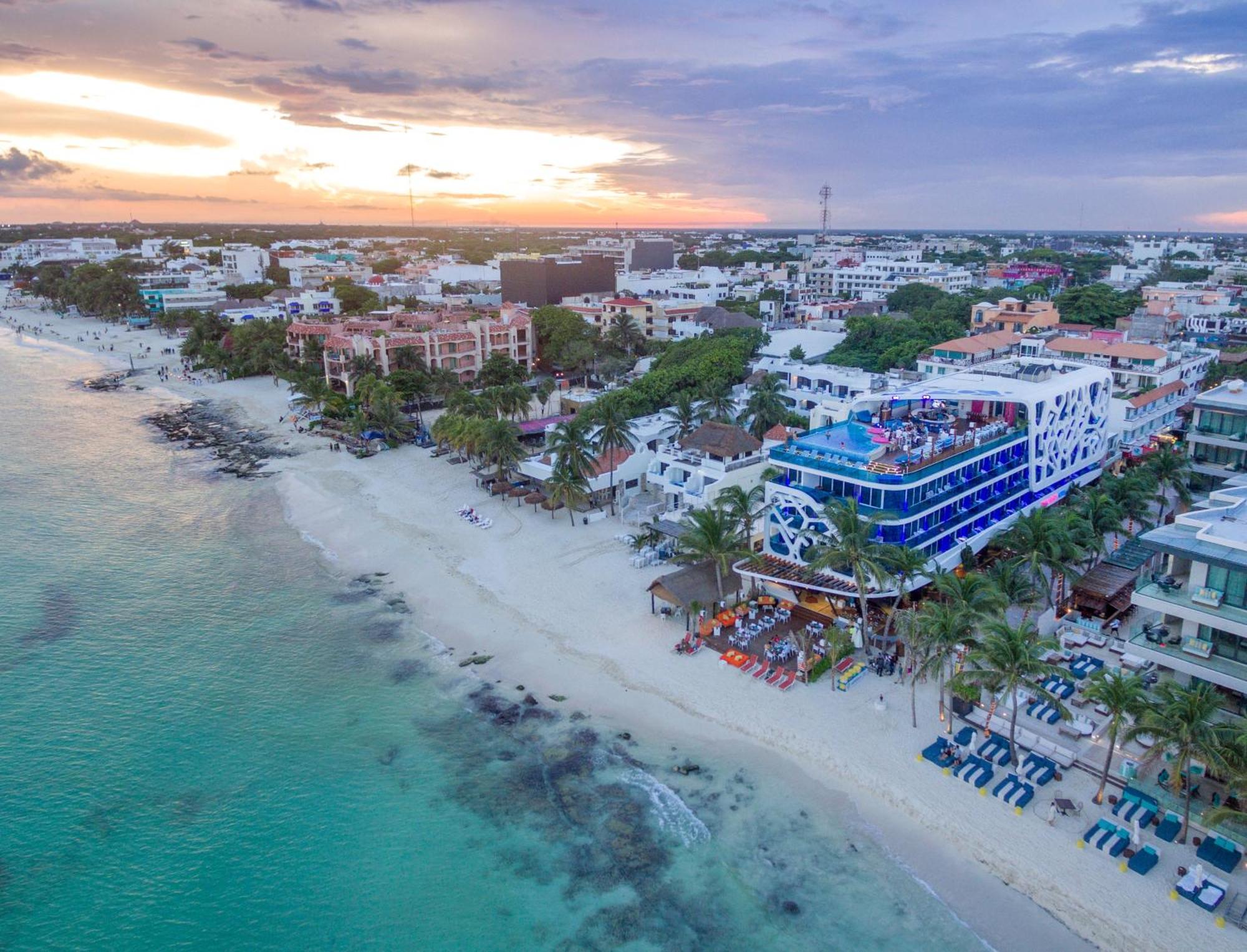 The Carmen Hotel - Ocean Front (Adults Only) Playa del Carmen Exteriör bild